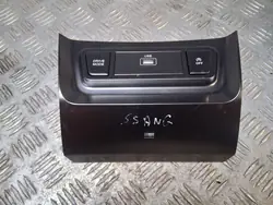 OEM 8970037000 Port USB SsangYong Tivoli 2019-