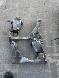 Support de chariot Porsche 718 OEM 260729 L+R Occasion