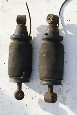 MAN 87e8 cabine luchtveren set - 2 stuks gebruikt