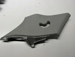 KIA Rio V Cubierta pilar izquierdo trasero OEM 85851-H8000