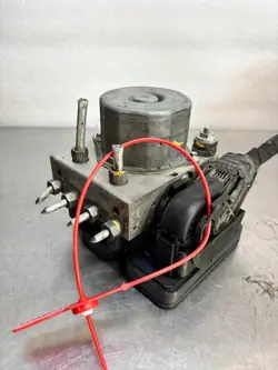 ABS Pump Dacia Duster I 1 FL Lift 476608845R