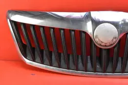 Grille Chrome Noir OEM 1Z0853651C Skoda Octavia II