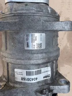 Compresseur AC Valeo OEM Z0006339C pour VW Crafter