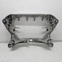 Tesla Model X Plaid taka-akseli OEM 1420561-00-D