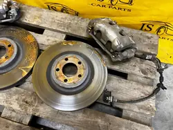 OEM L1MC-2010-GD Jarrulevyt & Puristimet Etu Ford Explorer