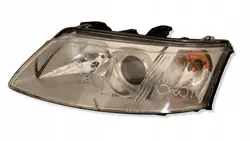 Farol dianteiro esquerdo LAMPASAAB93LEWA Saab 9-3