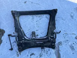 Poutre Moteur PU25962 Avant pour Nissan Pulsar 1.2