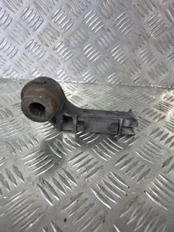Opel Astra V K HB Auspuffaufhängung 13453255