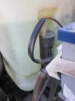 Strålkastartvättbehållare OEM 820256642 för VW Scirocco