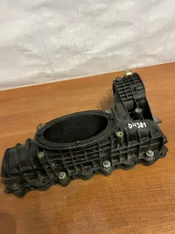 Gebrauchtes Ansaugrohr OEM D4381 für Mercedes-Benz Viano