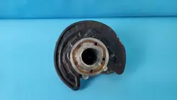 MERCEDES W177 A180 Höger Bakre Knuckle A2473560000