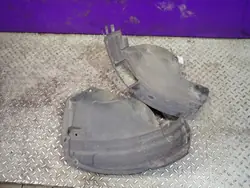 Opel Zafira B Etu vasen pyöränkaari OEM Zawada-312261-