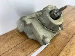 Vaihteiston tuki 5.7 HEMI Dodge Durango 2014+