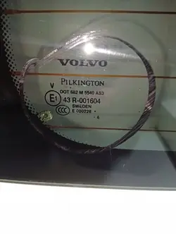 Vitre arrière OEM 8831BGSE pour Volvo XC90 (2002-2015)