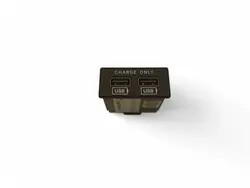 Port USB OEM 670037782 pour Maserati Levante SUV