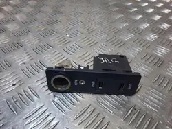 USB-poort OEM AW9319C166AA voor Jaguar XF 2.2L Diesel
