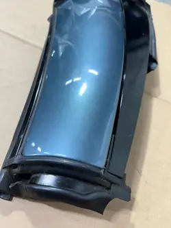 Oikea taka katonpylväs OEM A2307900619 Mercedes SL R230