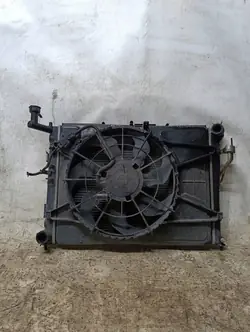 Hyundai I30 Lüfter OEM FLS16701 - Gebraucht