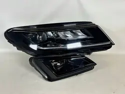 Skoda Karoq 18- Farol direito Full LED