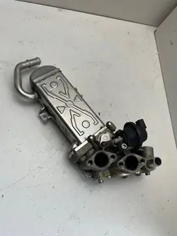 EGR-venttiili Pakokaasujäähdytin VW 1.6 TDI