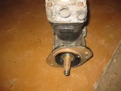 Compresseur d'air Iveco d'occasion OEM 5801565973