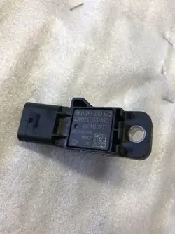 Ilmanlaatusensori OEM 0261230572 Audi A4 Avantille