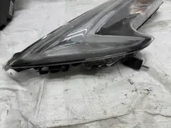 Vasen etuvalo DRL OEM 26125BV80A Nissan Juke