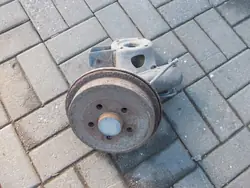 Tambour de frein gauche OEM EGHEWHEW Skoda Fabia 2