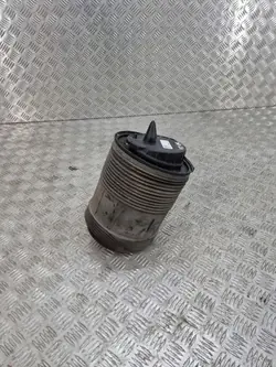 Audi Q7 4M 4M0616001P Sfera posteriore sinistra