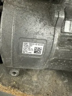 FORD VOLVO Compresseur de Climatisation DG9H-19D629-HD