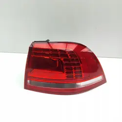 Luz trasera derecha VW TOUAREG 7P6945208