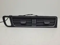 Griglia di ventilazione centrale Audi Q5 8RB 8R1820951J