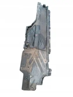 MERCEDES C KLASSE W 205 UNDERBODSKYDD HÖGER A2056842000