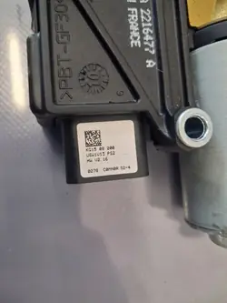 Moteur de toit ouvrant Kia Sportage III OEM KG1508200