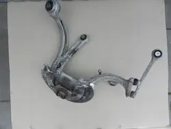 Audi A4 B9 Etu-oikea jousitusvarsi OEM 8W0407242F