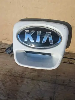 Tirador de Portón Trasero OEM 81721-1J020 para Kia Picanto 2011-2016