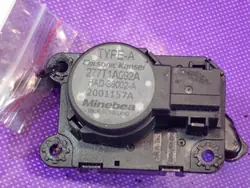 Motor de aquecimento Renault OEM 277T1A092A Usado