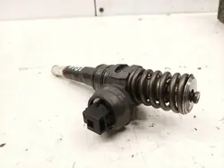 Spolarpump OEM 038130073AG för VW Touran 1.9 TDI