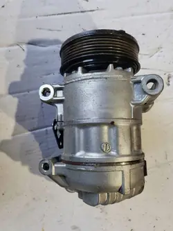 Compresseur de climatisation PEUGEOT 3008 5008 II GRANDLAND 9835188280