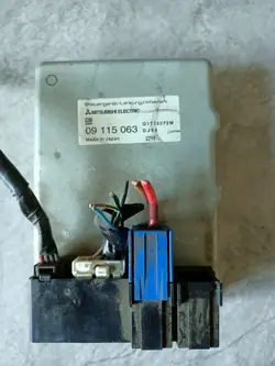 Unidade Direção Mitsubishi OE 09115063 Usado