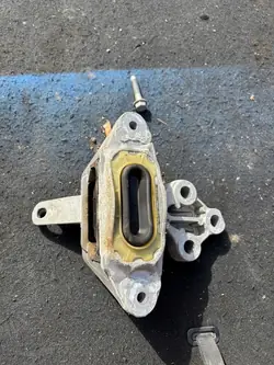 Etumoottorin Kiinnike Opel Astra J IV 1.4T