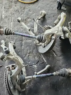 Snodo anteriore sinistro Peter Steiner per Audi A4 B6/B7, Seat Exeo