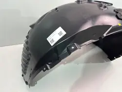 BMW 2 Active Tourer etu vasen lokasuoja OEM 8498437
