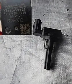 LEXUS LS 600 LS600H 07- Luftmassenmesser 22204-38020