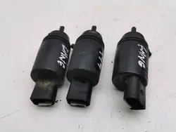 BMW 5 E39 2002 Voorruitwaspomp OEM 8377612