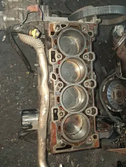 Fiat Stilo 1.6 16v motorblock - Begagnad OEM-del
