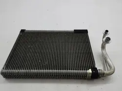 Núcleo de calefacción Mercedes-Benz OEM 332161519 E W213