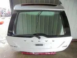 Takaluukku Volvo XC60 II 2011 2.0D D5