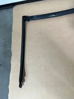 OEM A2307200978 framruta tätning för Mercedes SL R230