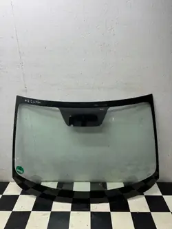 Pare-brise avant Mazda 2 DJ III 2015-2023 OEM 43R-004527
